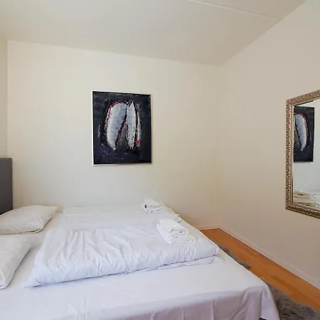 Modern City Centre Flat By Tivoli Gardens *