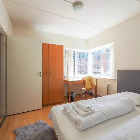 Modern City Centre Flat By Tivoli Gardens