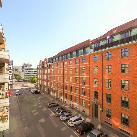 Modern City Centre Flat By Tivoli Gardens * Copenhague